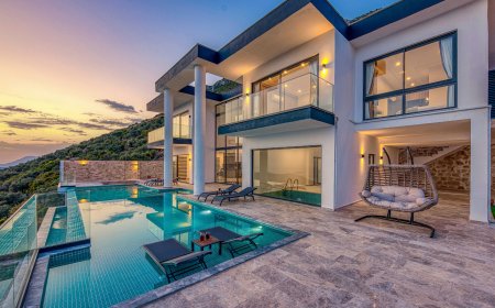 "Island Elegance: What Truly Defines a Luxury Caribbean Villa?