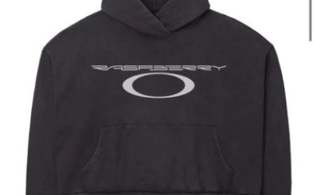 Raspberry Hills Clothing: Your Go-To Brand for Streetwear with an Edge