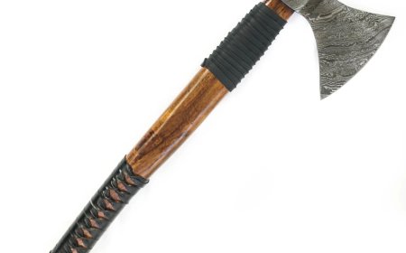Top Tomahawk Axes for Survival, Throwing, and Outdoor Adventures