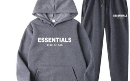 Classic Essential Hoodie for Everyday Wear