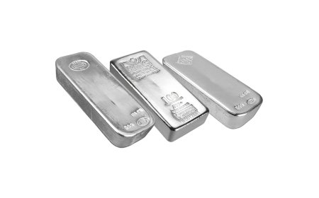 Why Now Is a Smart Time to Buy Silver for Long-Term Wealth Protection
